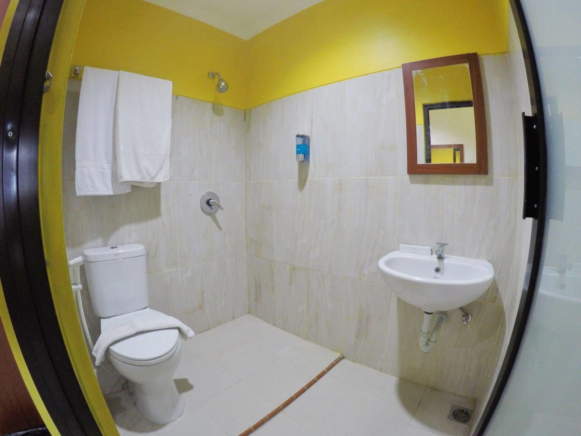Hotel Ashofa Sedati Bagian luar foto