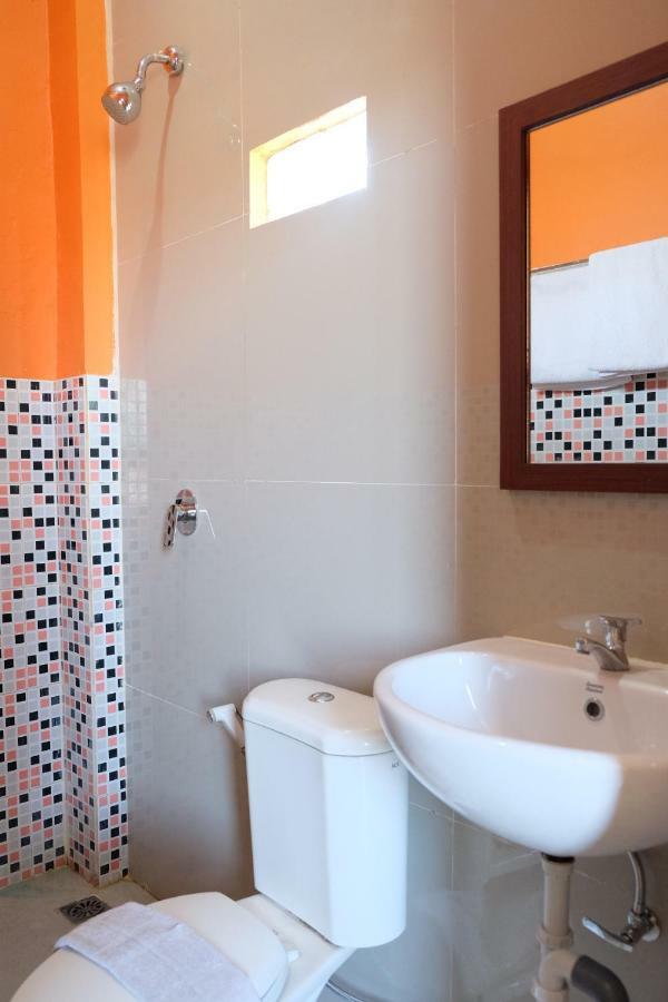 Hotel Ashofa Sedati Bagian luar foto